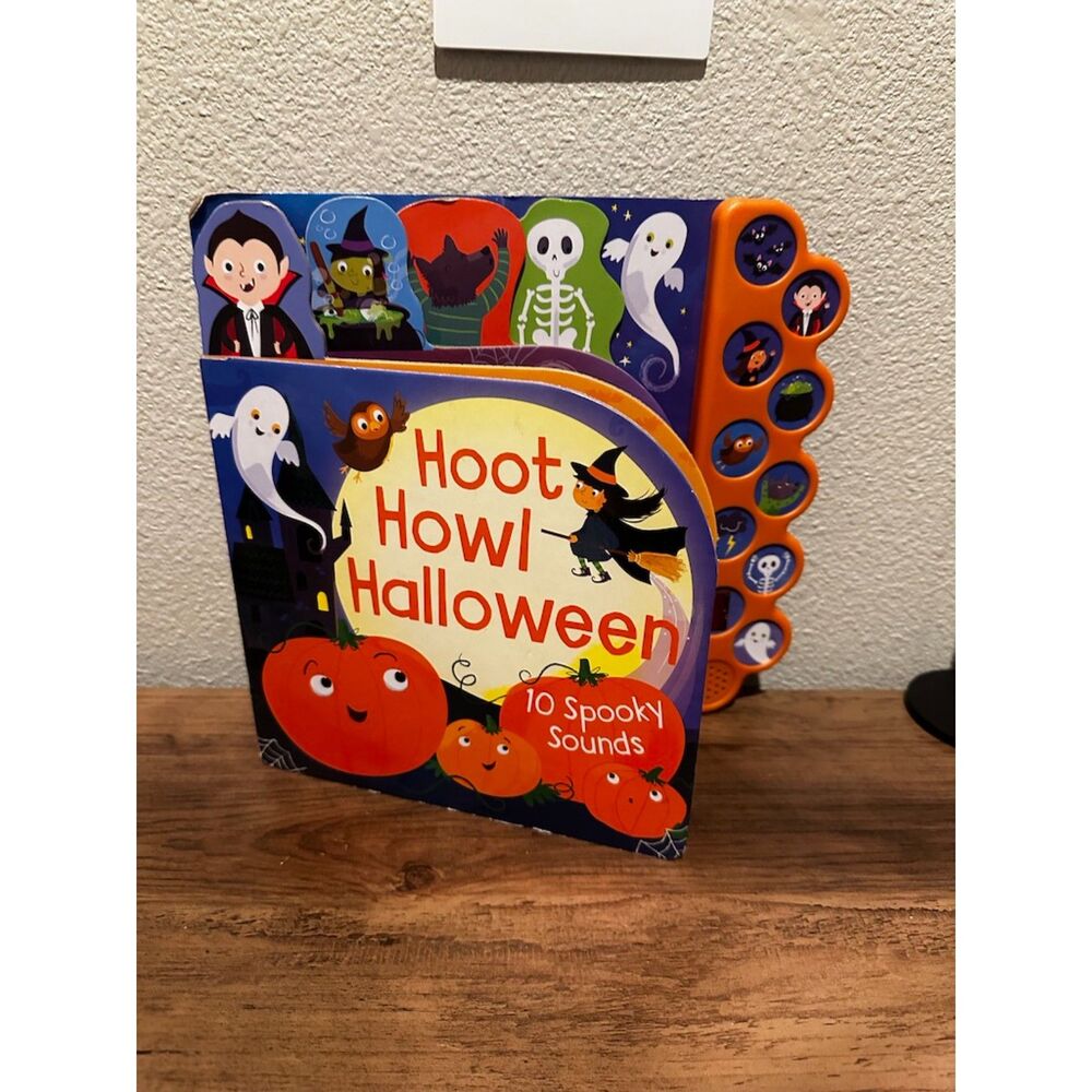 Hoot Howl Halloween with 10 Spooky Sounds Children's Book (Has Batteries)